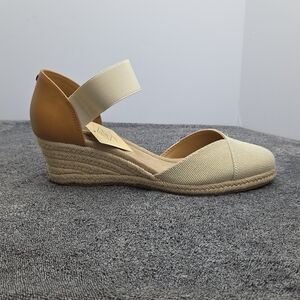 St John’s Bay Natural Espadrille Wedge Sandals Size 11 NWT Closed Toe